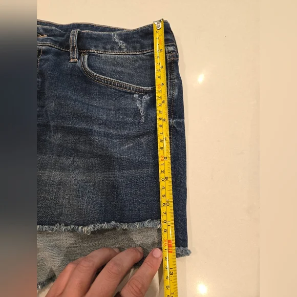 Dear John Jean Shorts Size 31 - Picture 10 of 10